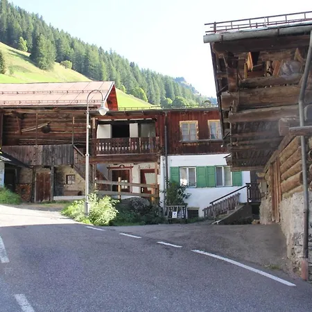 Tobia Chalet *